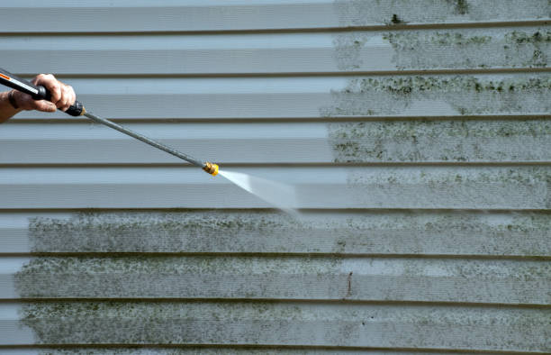 Best Deck Pressure Washing  in West Bend, WI