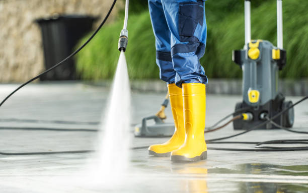 Best Commercial Pressure Washing  in West Bend, WI