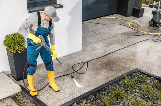 Best Roof Pressure Washing  in West Bend, WI